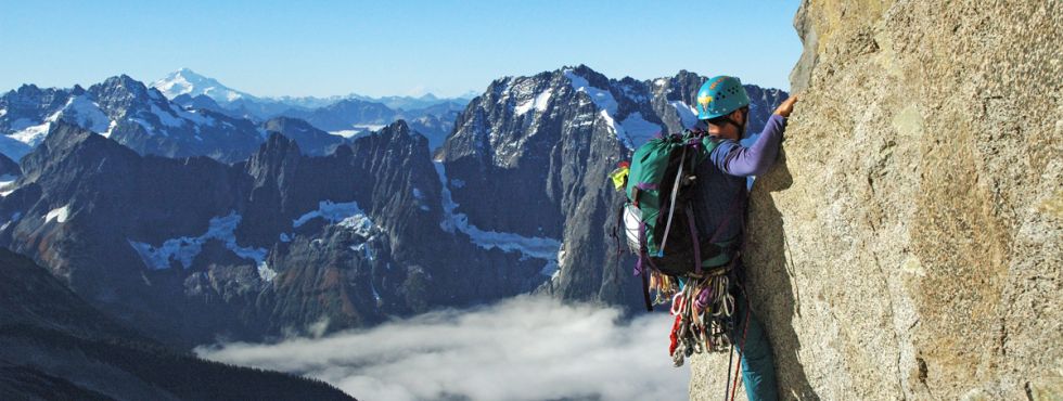 Dan Perakis on the west ridge of Forbidden Peak, N. Cascades (© Kam K. Leang)